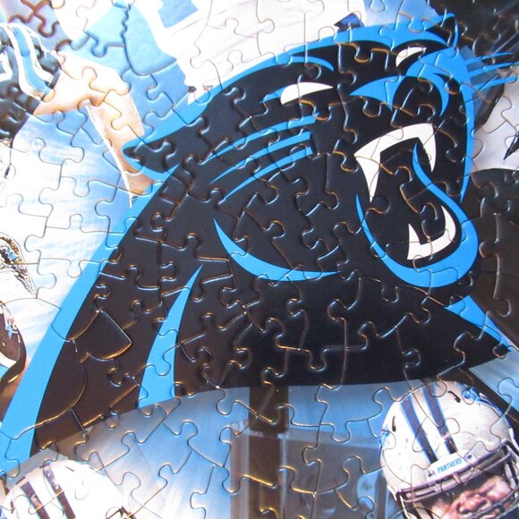 Carolina Panthers Shaped Puzzle - Picture 12 of 16